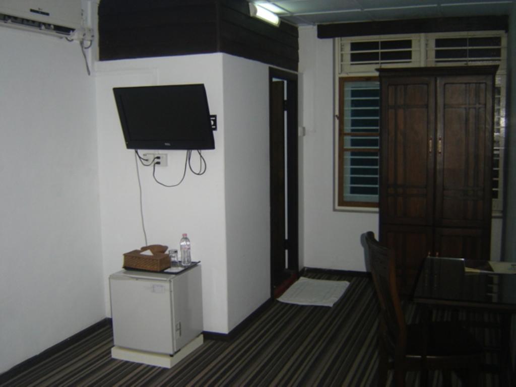 Garden Home Bed And Breakfast Yangon Chambre photo